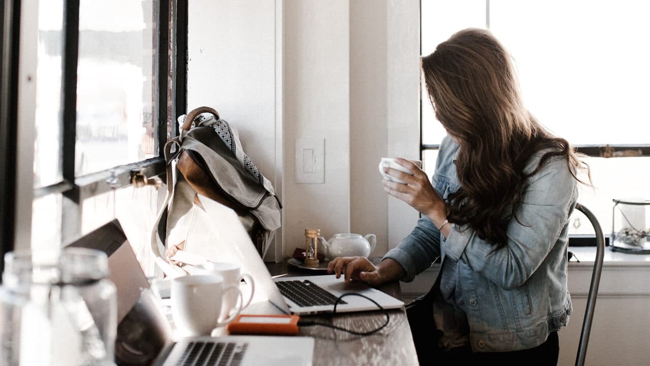 How Do Content Creators Make Money Intellifluence